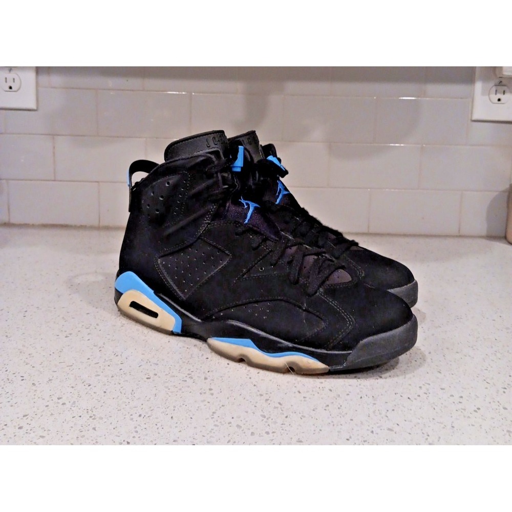 Jordan 6 Retro UNC Size 11